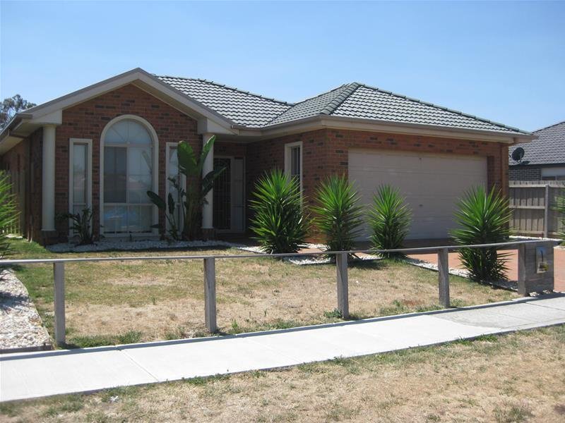 72 Loddon Drive, Taylors Hill, VIC 3037