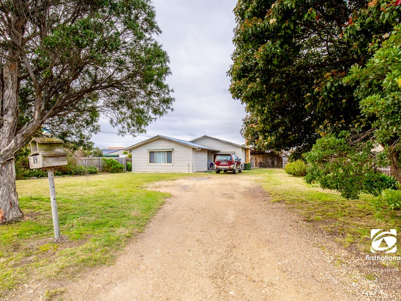 40 Wellington Street, Paynesville, Vic 3880 Property Details