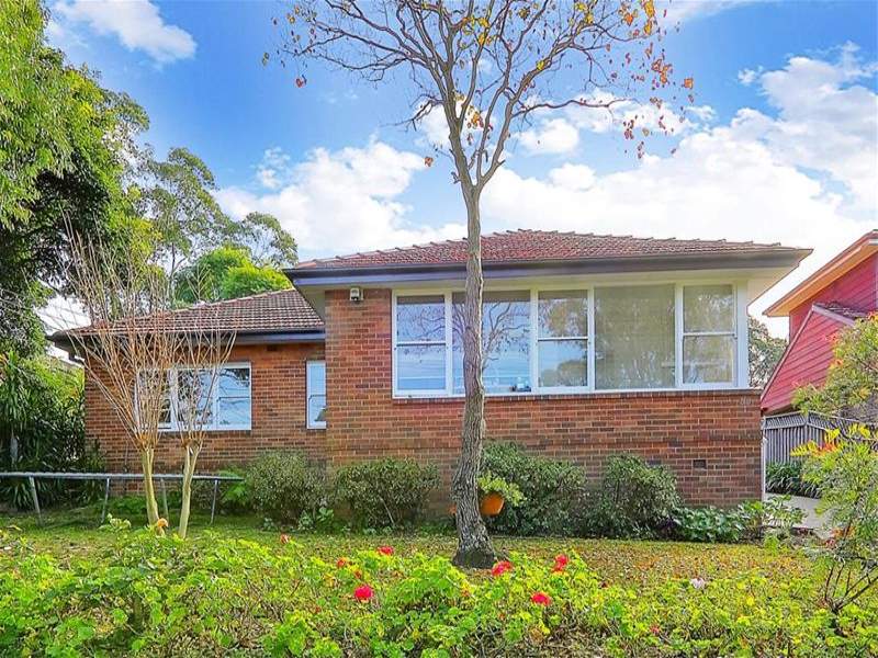 32 Hillcrest Avenue, Epping, NSW 2121 Property Details