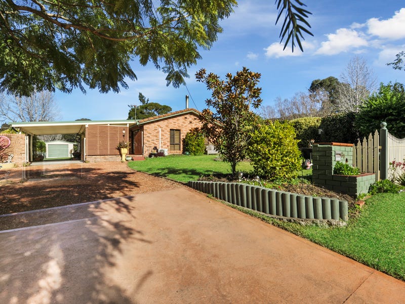 60 Main Road, Cambewarra, NSW 2540