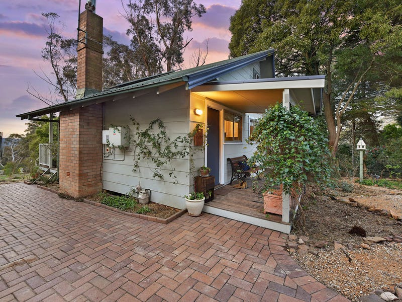 30 Sylvania Street, Mount Victoria, NSW 2786