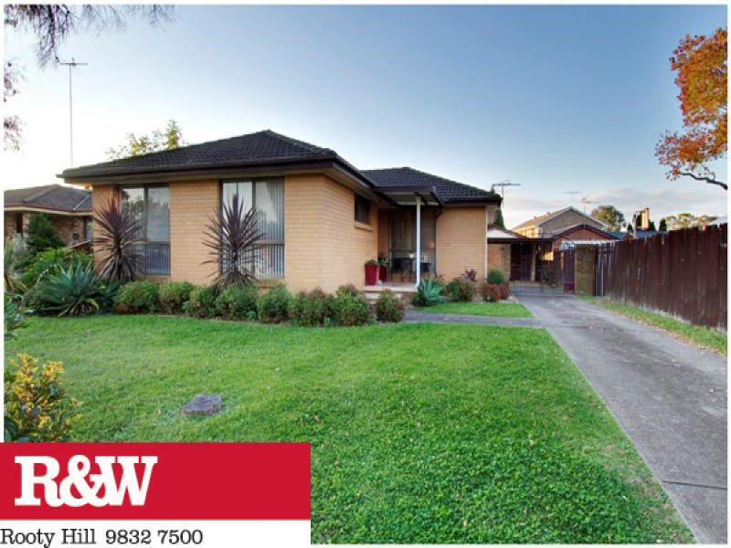 15 Hassett Place, St Clair, NSW 2759