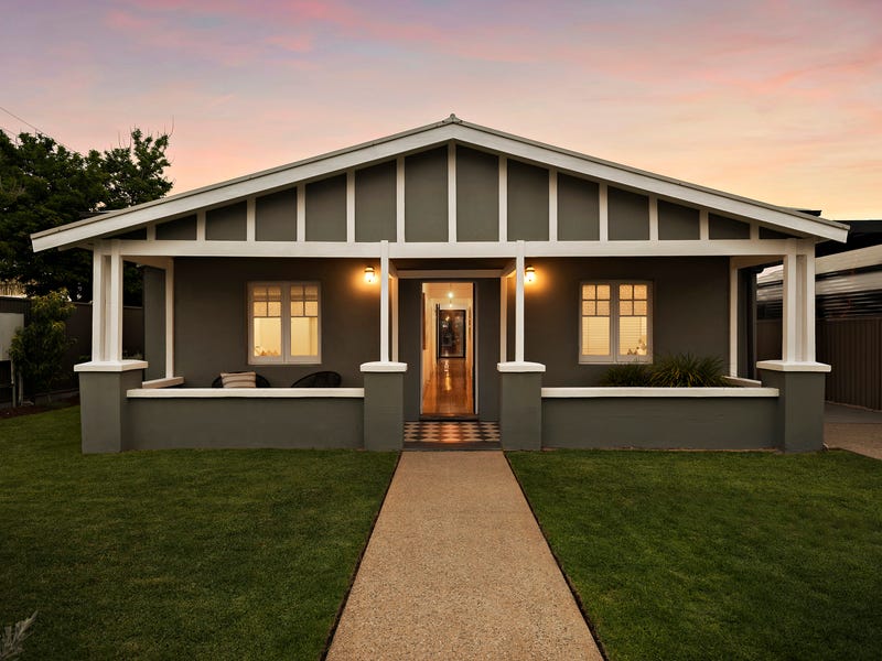 Sold Property Prices & Auction Results in Novar Gardens, SA 5040 (+1