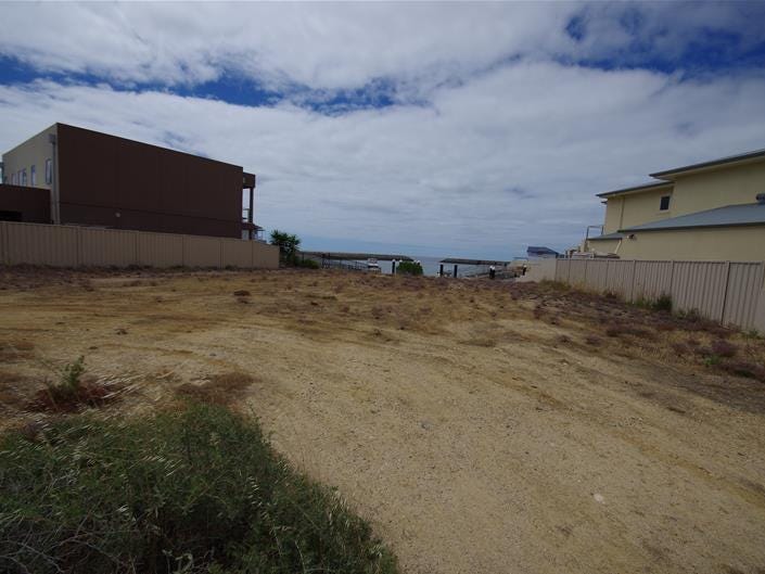 32 Marina Drive, Port Vincent, SA 5581