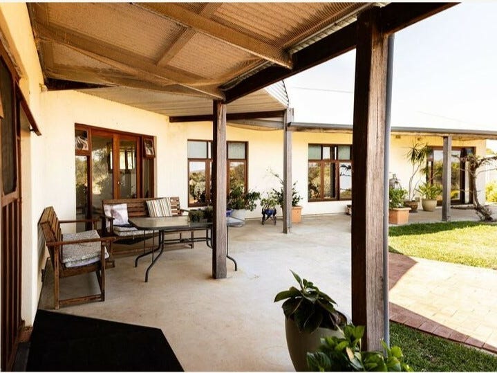 5 Bedroom Houses for Sale in Narembeen, WA 6369