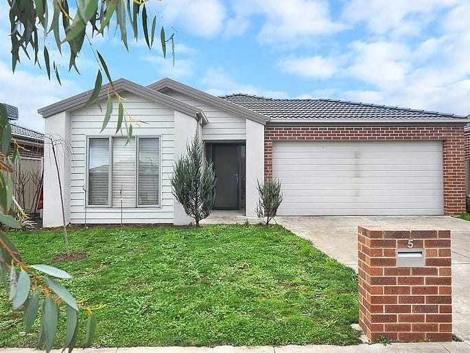 5 Oberon Street, Alfredton, Vic 3350 House for Sale