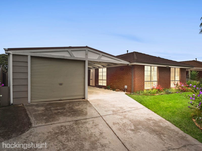 17 Thames Boulevard, Werribee, Vic 3030 Property Details