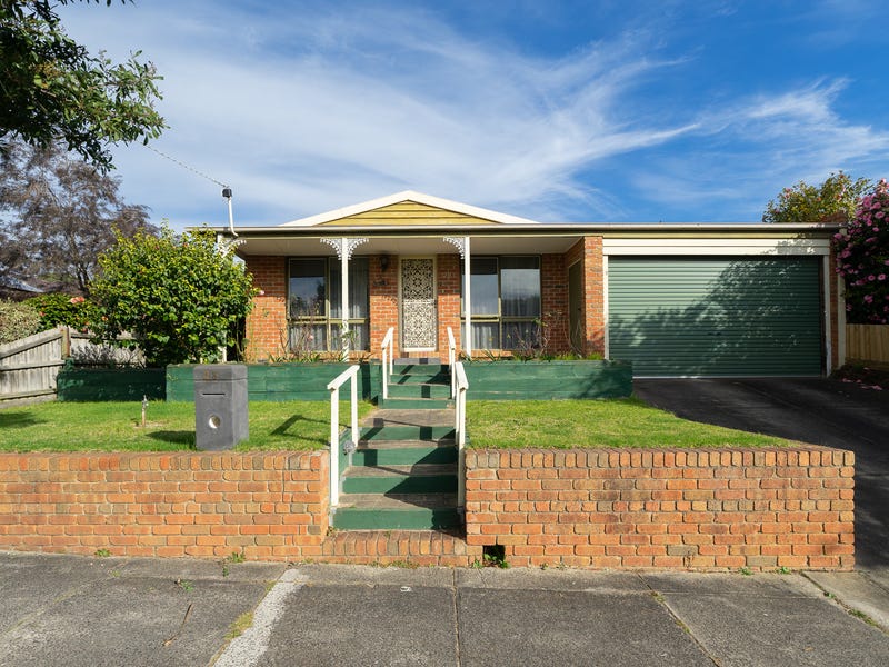 28 Whitford Way, Frankston, Vic 3199 Property Details