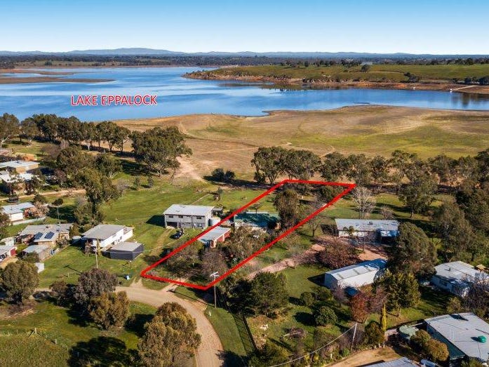 48 Lakeside Boulevard, Derrinal, VIC 3523