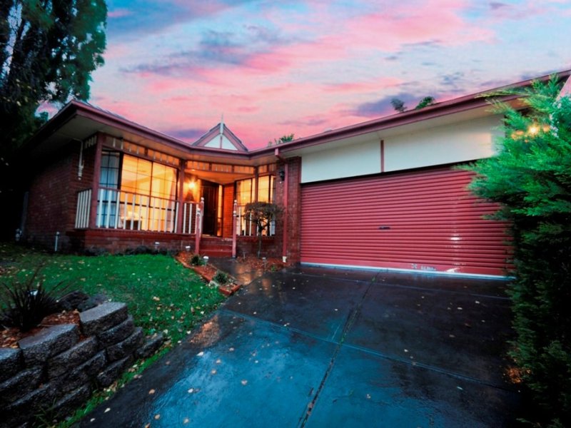 138 LAKEVIEW DRIVE, Lilydale, Vic 3140 Property Details