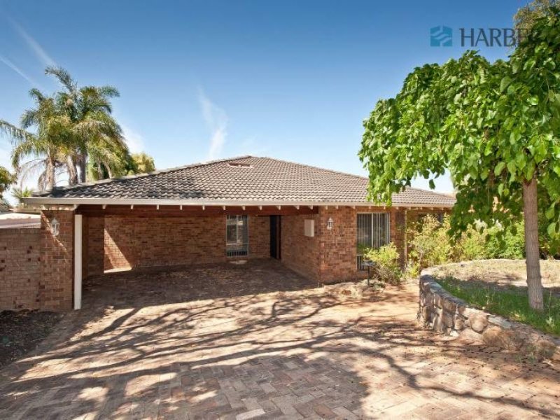 10 The Crest, Woodvale, WA 6026