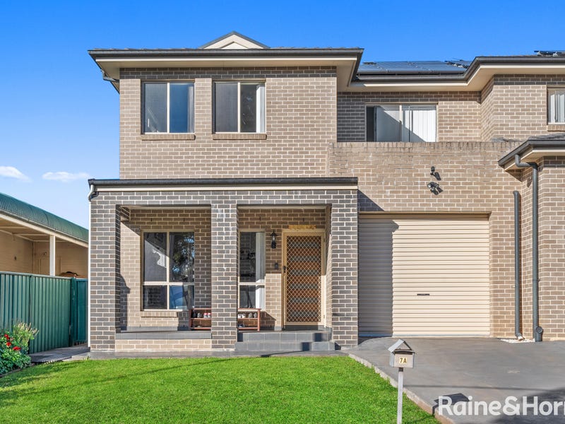 7A Ruth Place, Minto, NSW 2566 House for Sale