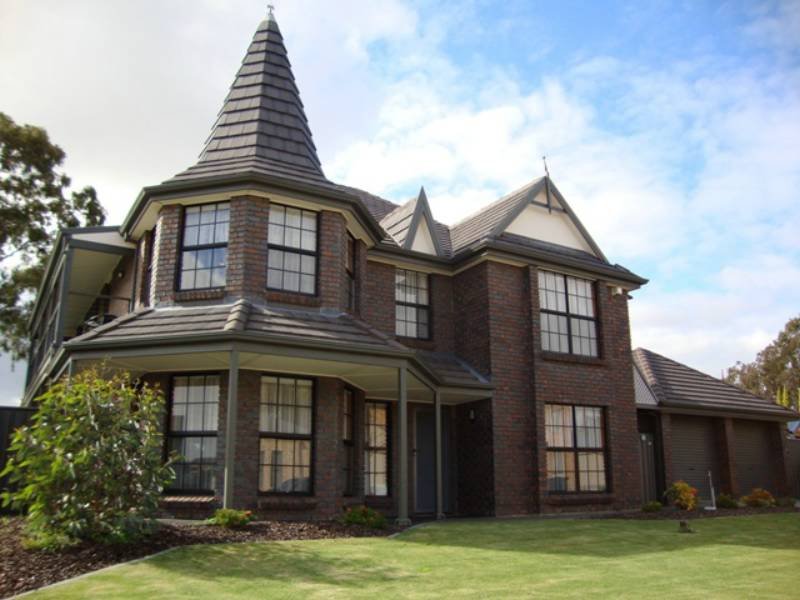 24 Rochester Drive, Salisbury Heights, SA 5109