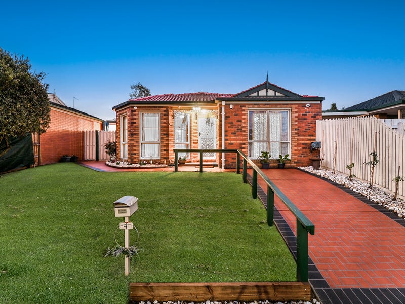 4 Cooma Court, Berwick, Vic 3806 - House For Sale - Realestate.com.au