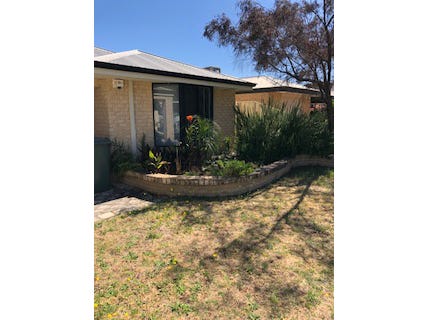 20 Coomer Elbow, South Guildford WA 6055 - House For Rent - $680