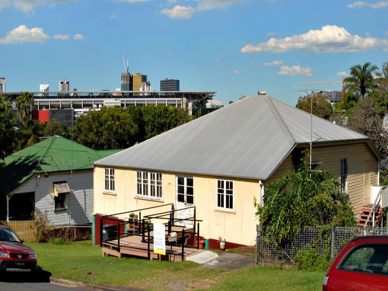 28 Nairn Street, Milton, Qld 4064 Property Details