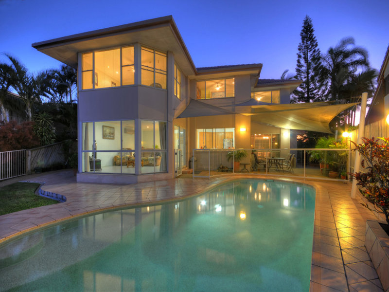 51 Tradewinds Avenue, Paradise Point, QLD 4216