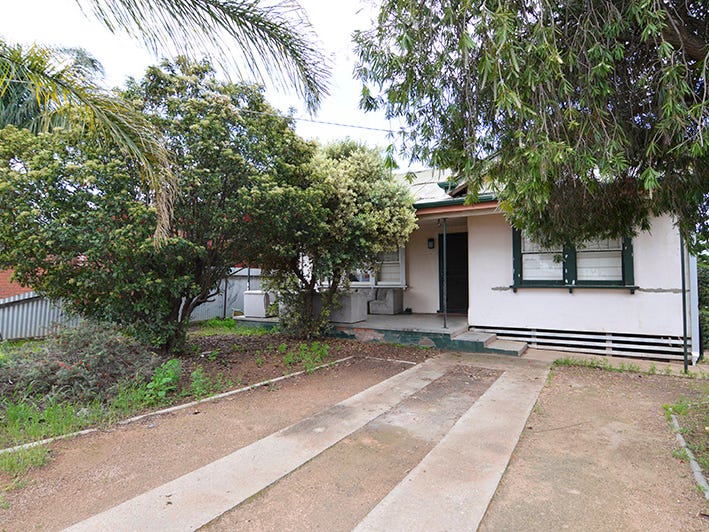 38 Seventh Street, Mildura, Vic 3500 Property Details