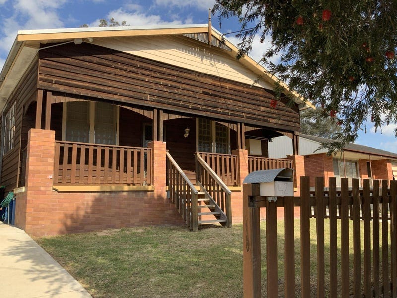 42 Deakin Street, Kurri Kurri, NSW 2327