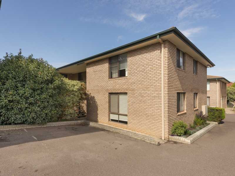 7/90 Collett Street, Queanbeyan, NSW 2620
