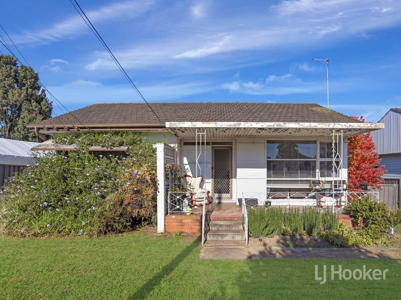 2 Matthew Crescent, Blacktown, NSW 2148 - Property Details