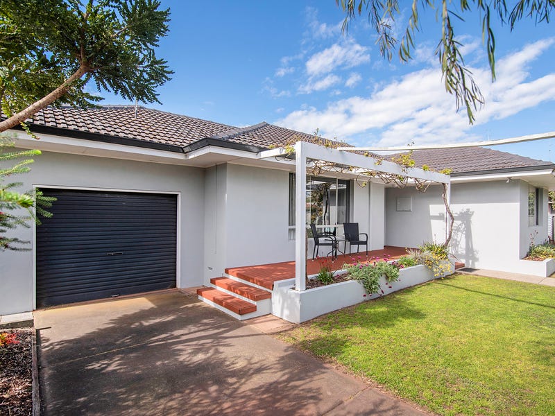 3 Bedroom Houses for Sale in Busselton, WA 6280