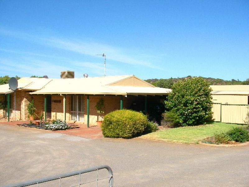 15 Watson Place, Dongara, WA 6525 Property Details