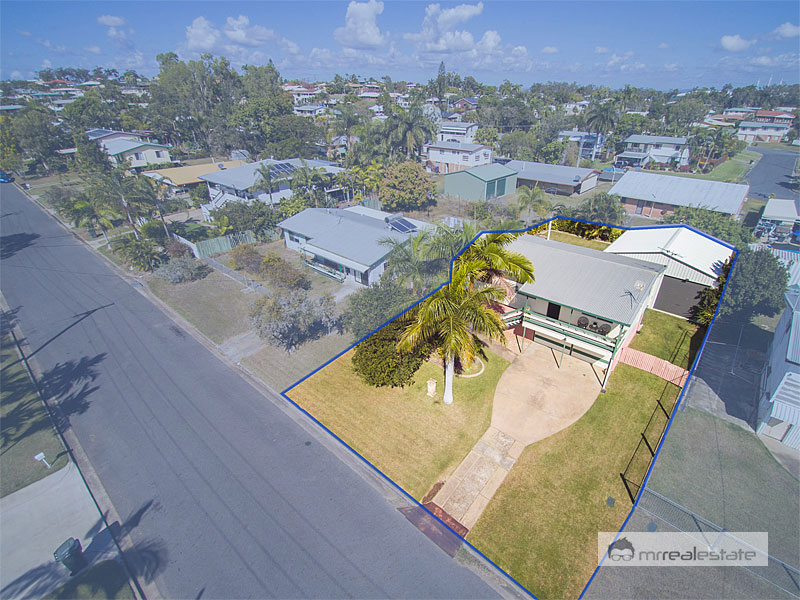 19 Lambourne Avenue, Norman Gardens, QLD 4701