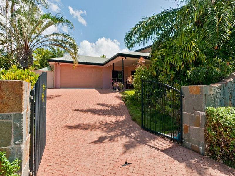 1 Red Peak Boulevard, Caravonica, Qld 4878 Property Details
