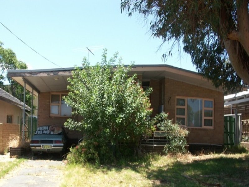 242 Herbert Street, Doubleview, WA 6018 Property Details