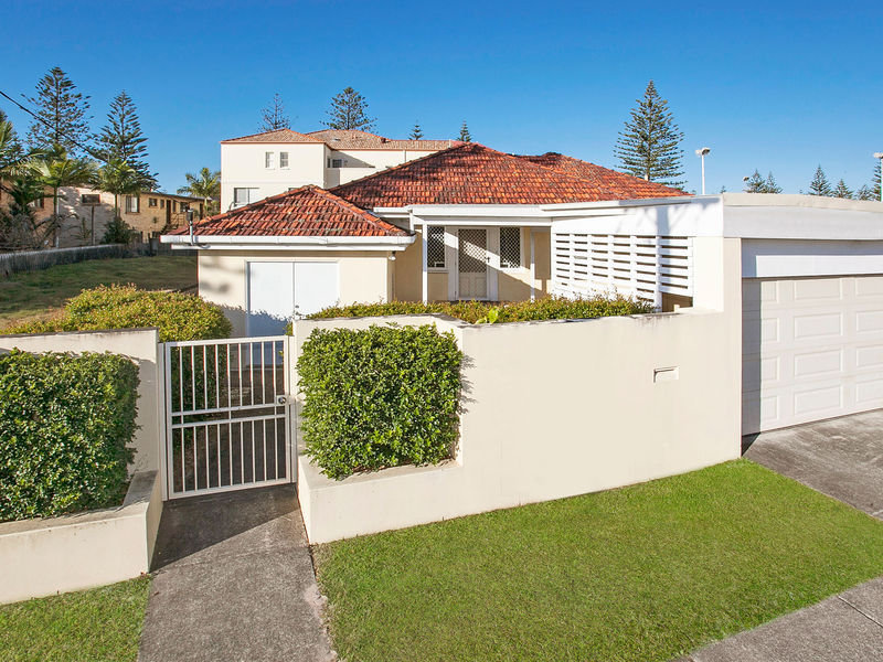 2097 Gold Coast Highway, Miami, Qld 4220 Property Details