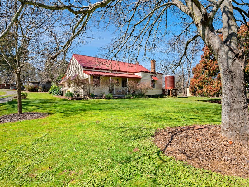 642 Lachlan Valley Way, Bowning, NSW 2582