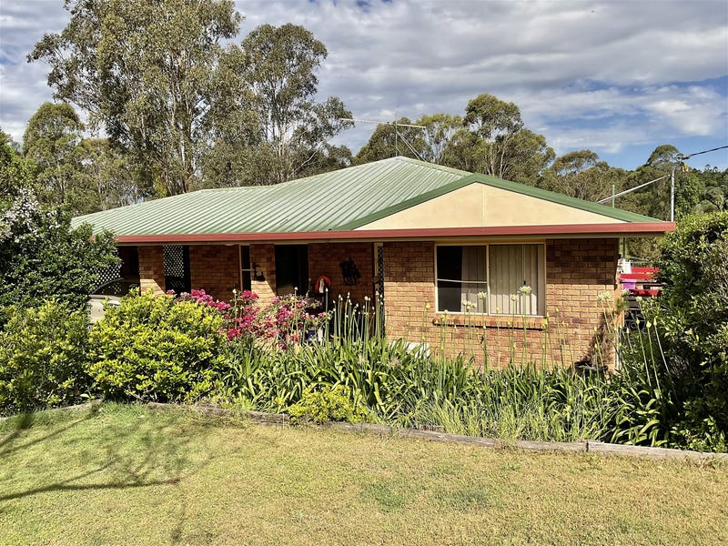 10 Smith Street, Yarraman, QLD 4614