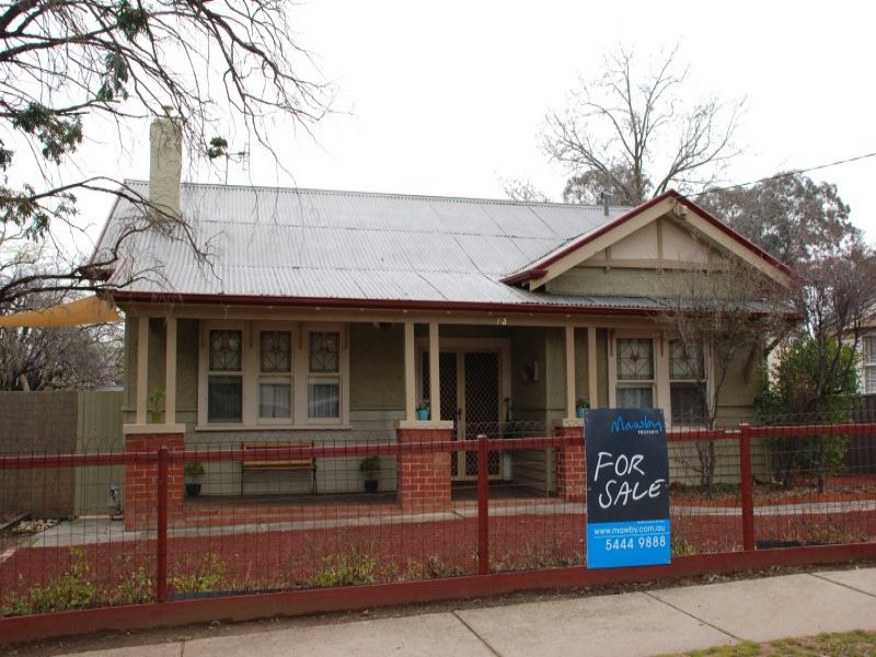 73 Russell Street, Quarry Hill, VIC 3550