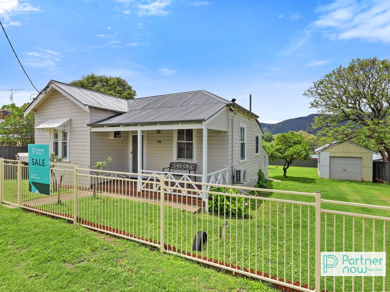 94 Church Street, Tamworth, NSW 2340 Property Details
