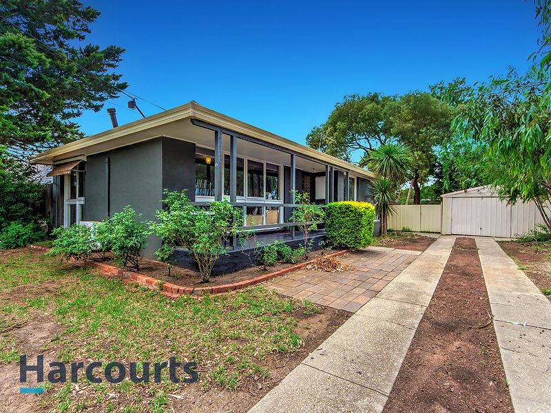 10 Kingsford Avenue, Melton South, VIC 3338