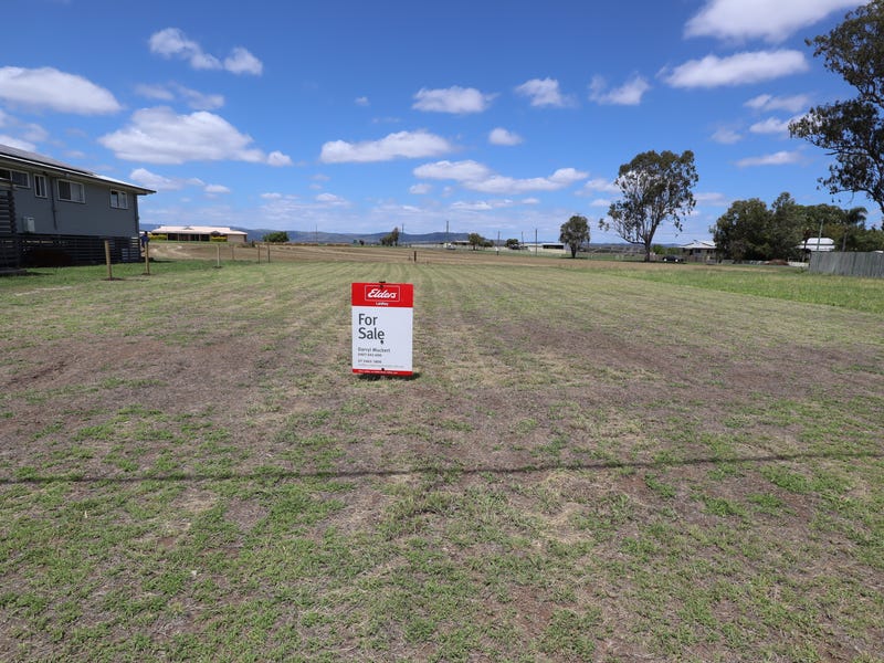 8 Jeannine Drive, Forest Hill, QLD 4342