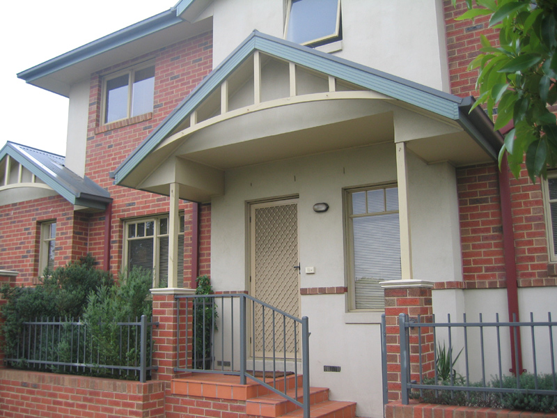 1/348 Buckley Street, Essendon, VIC 3040