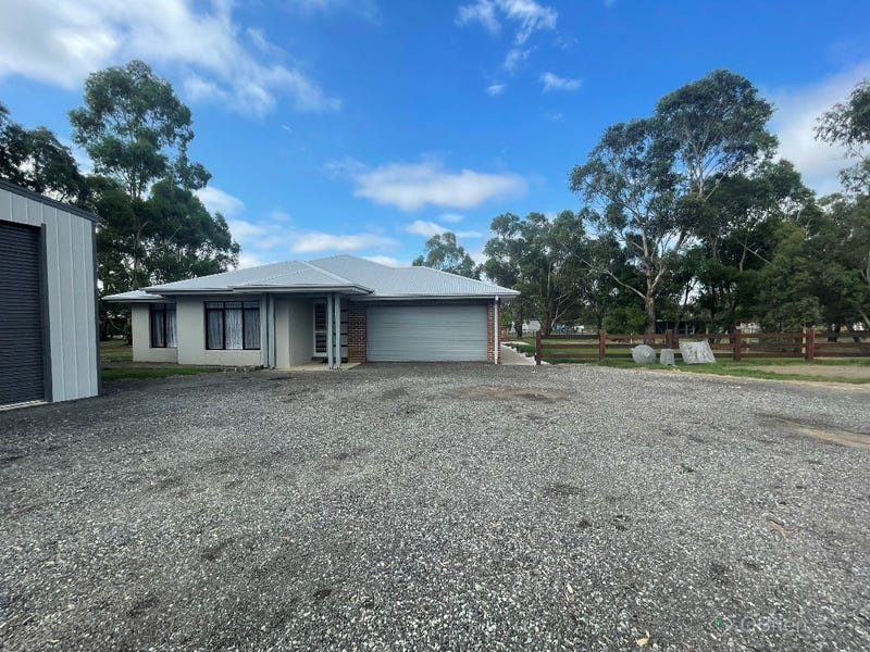 4A Johanna Court, Pakenham, Vic 3810