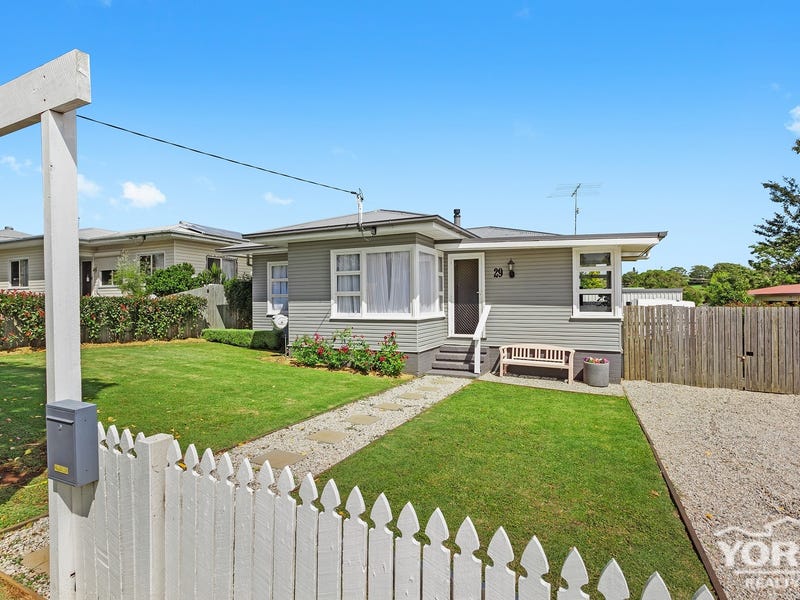 29 Gordon Avenue, Newtown, QLD 4350