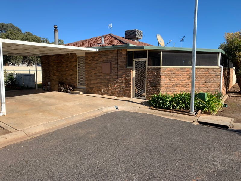 Houses for Sale in Hanwood, NSW 2680 Pg. 2