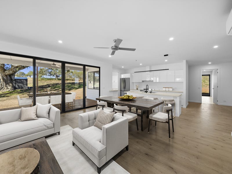 28 Highlands Road, Mansfield, Vic 3722 House for Sale