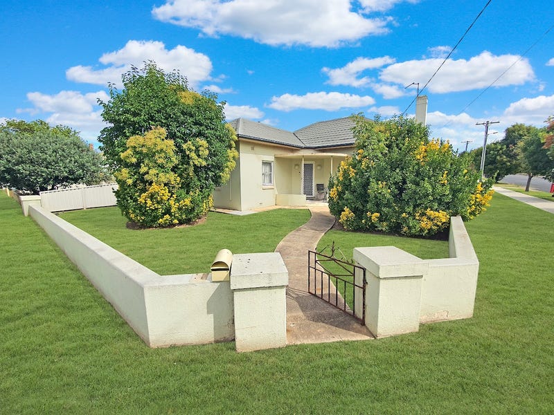 68 Morrisset Street, Bathurst, NSW 2795 Property Details