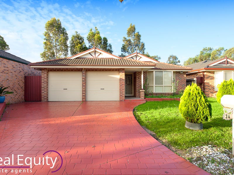 34 Springfield Court, Wattle Grove, NSW 2173