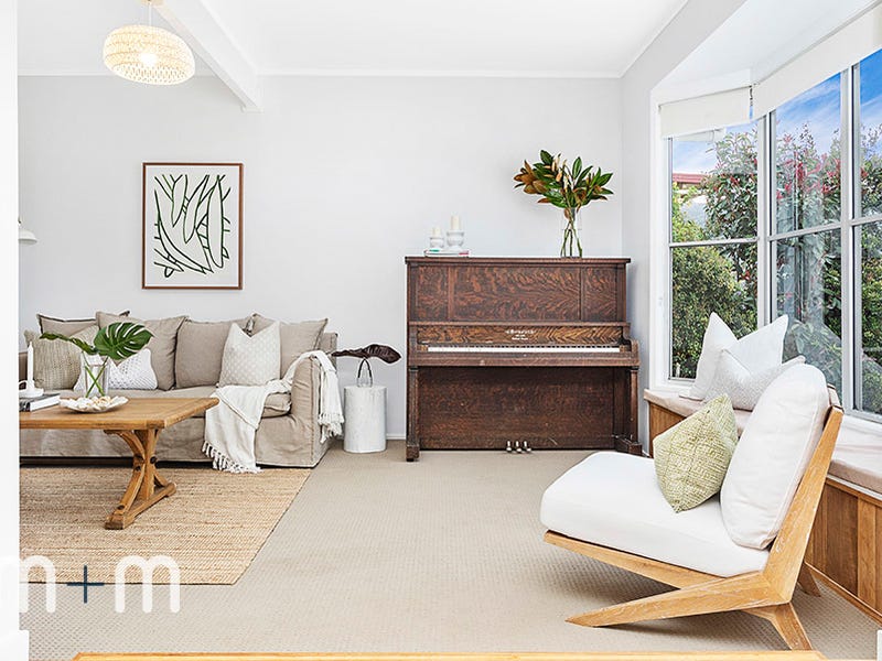 1 Balmoral Street, Balgownie, NSW 2519 Property Details