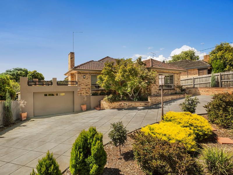1 Hillview Road, Balwyn North, VIC 3104