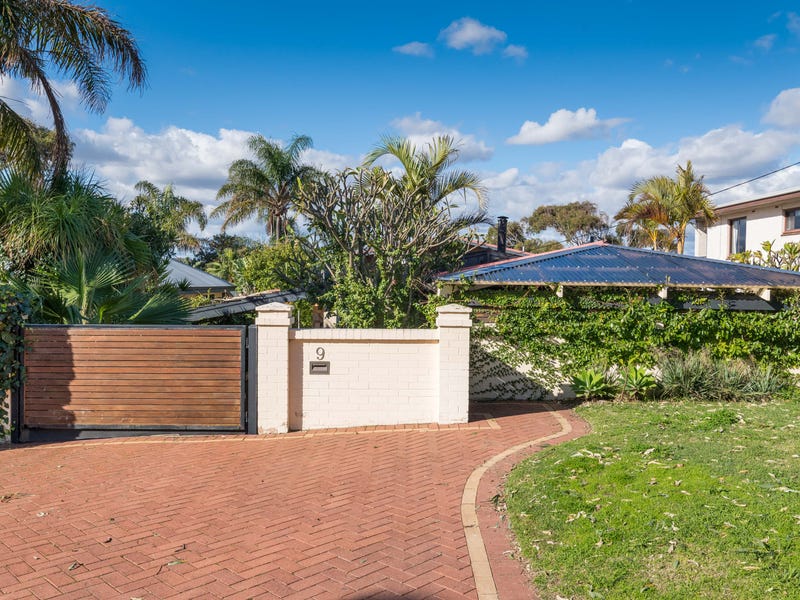 9 Haysom Street, Trigg, WA 6029 Property Details