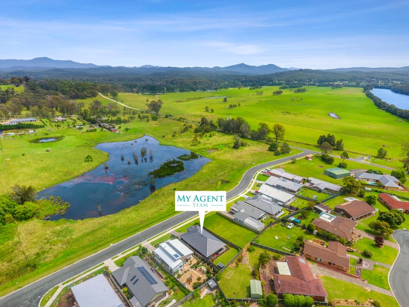 17 Holstein Street, Moruya, NSW 2537 Property Details