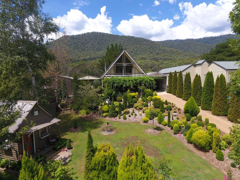129 Great Alpine Road, Harrietville, Vic 3741 Property Details
