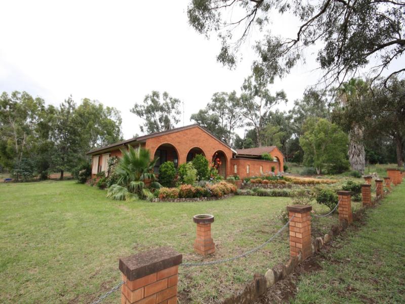 Cnr Lime and Douglas Street, Geurie, NSW 2818 Property Details